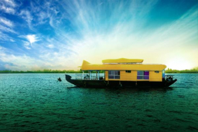 Sreekrishna Houseboat C/o Sreekrishna ayurveda Panchakarma Centre